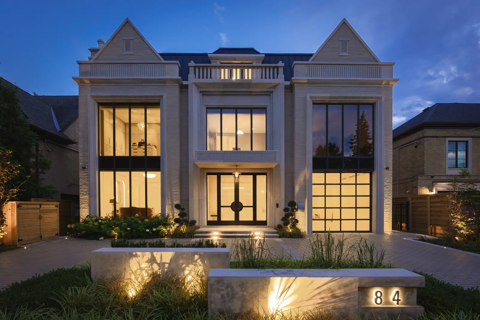 84 Old Forest Hill Road at blue hour, photographed by Silverhouse